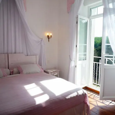 Les Roches Couette-café *